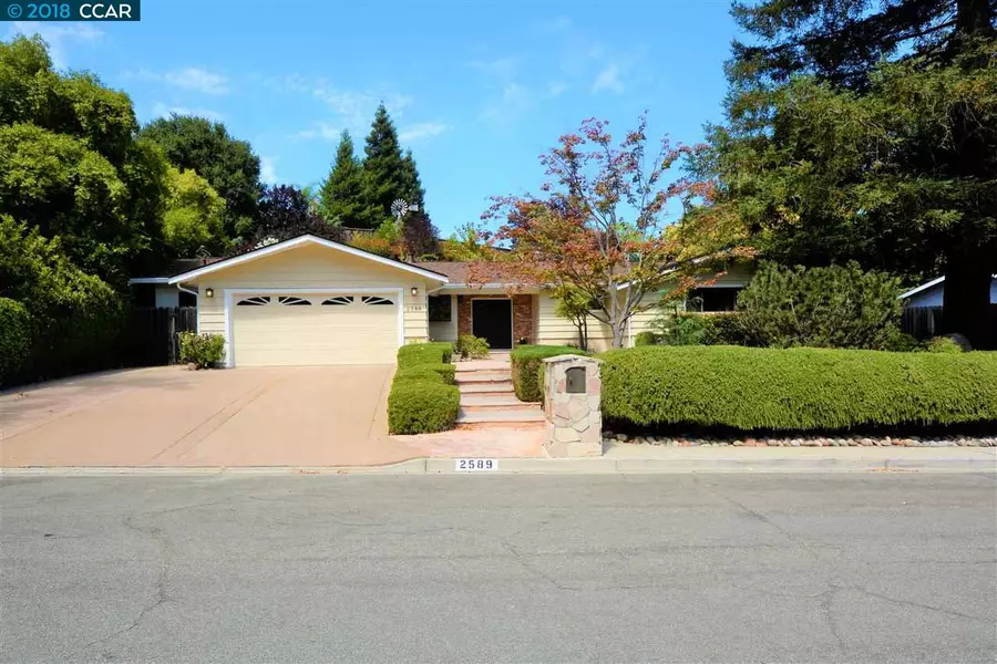 2589 Pebble Beach Loop, Lafayette, CA 94549