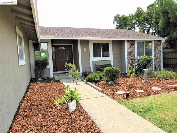 5 Lemonwood Pl, Pittsburg, CA 94565