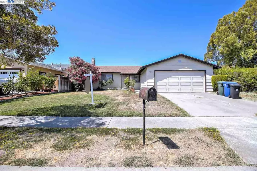 5767 Saint Paul Dr, Newark, CA 94560