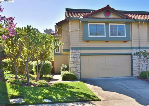 Castro Valley, CA 94552,21168 Greenwood Cir