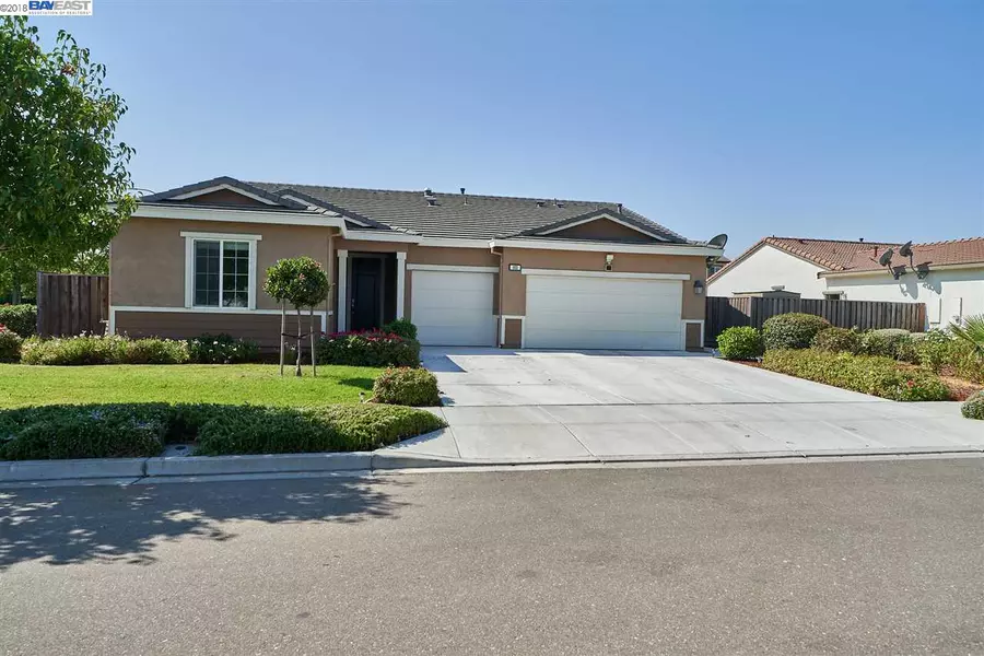 905 Painted Shore Ct, Oakley, CA 94561