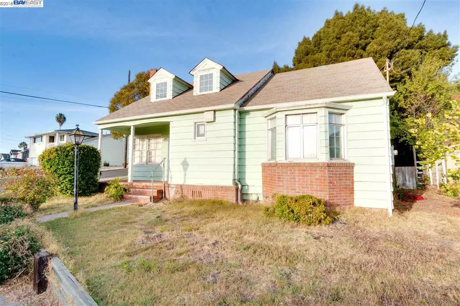 17204 Esteban St, Hayward, CA 94541