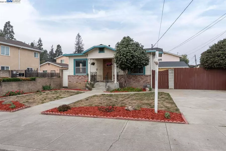 160 Medford Ave, Hayward, CA 94541