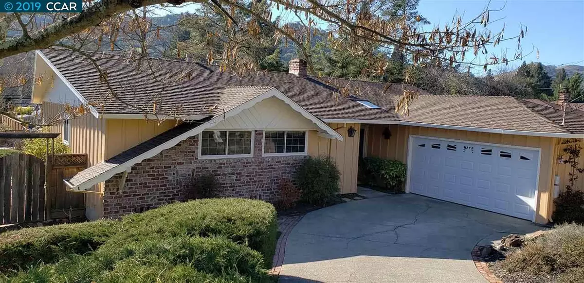 Orinda, CA 94563,8 Wanflete Ct