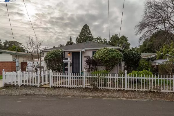 22377 N 4th Street, Castro Valley, CA 94546