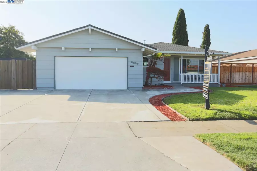 6308 Honeysuckle Dr, Newark, CA 94560