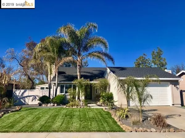 716 Willow Lake Rd, Discovery Bay, CA 94505