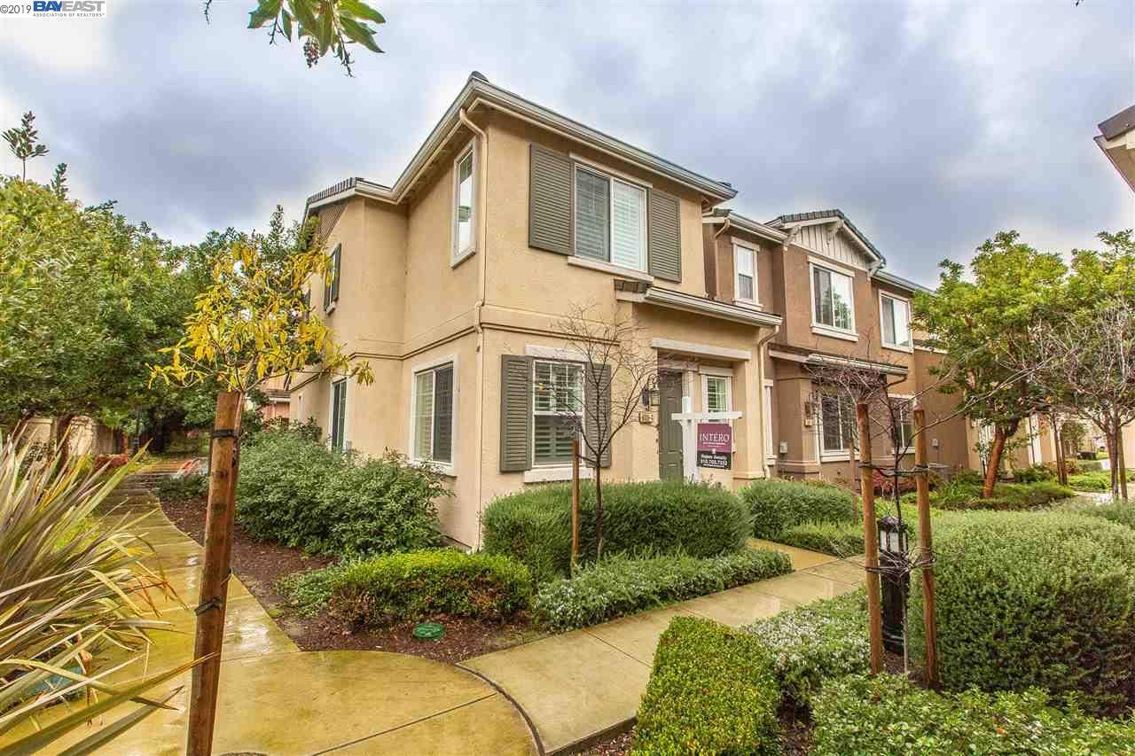 600 Old Oak Ln #4, Hayward, CA 94541