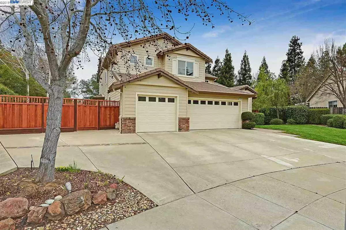 Livermore, CA 94550,1423 Joy Ct