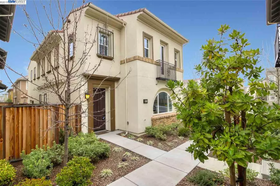 2014 Poinsettia St, San Ramon, CA 94582