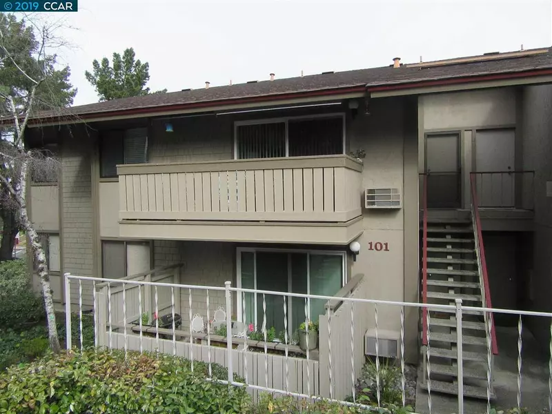 101 Kinross Dr #18, Walnut Creek, CA 94598