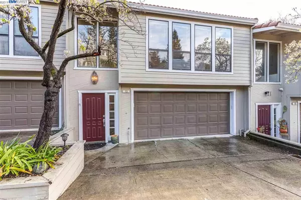 12 Heritage Oaks Rd., Pleasant Hill, CA 94523