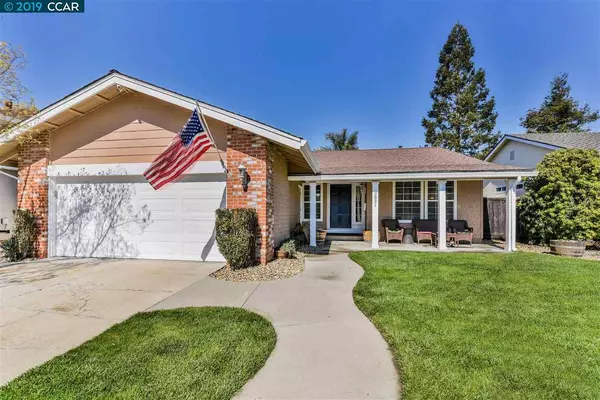 2831 Minert Rd, Concord, CA 94518