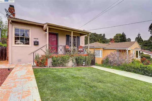 4432 Steele St, Oakland, CA 94619