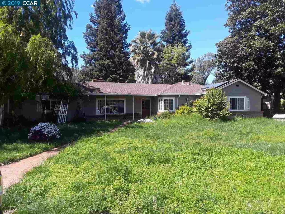 Martinez, CA 94553,17 Laurel Ct