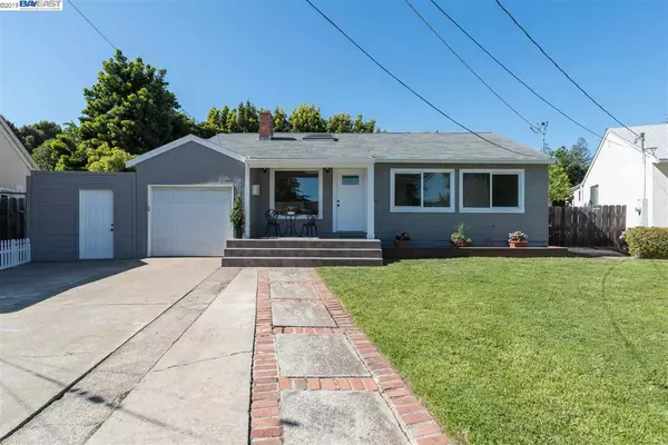 3292 Barlow Dr, Castro Valley, CA 94546