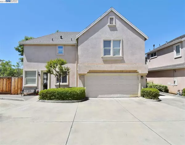 1010 Baltusrol Rd, Livermore, CA 94551