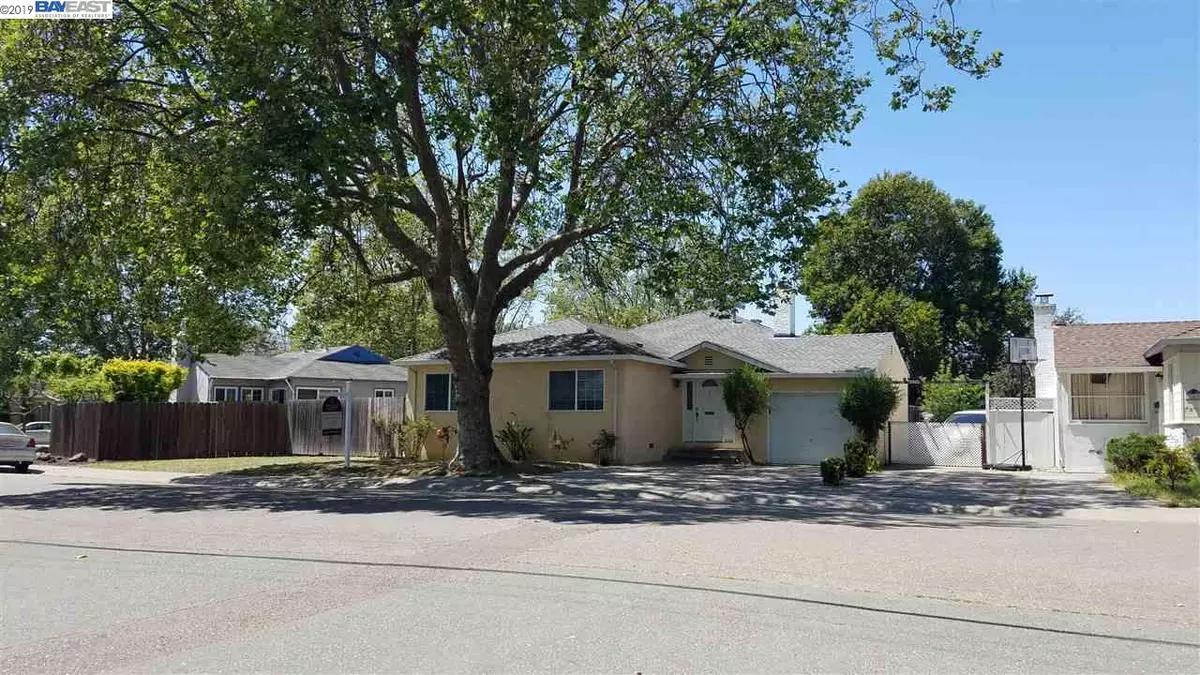 San Lorenzo, CA 94580,367 Via Lucero