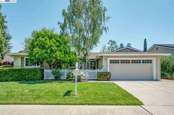 5242 Ridgevale Way, Pleasanton, CA 94566