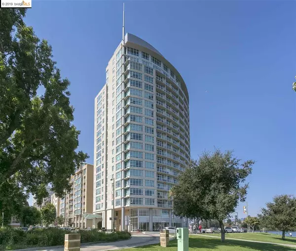 1 Lakeside Dr #806, Oakland, CA 94612