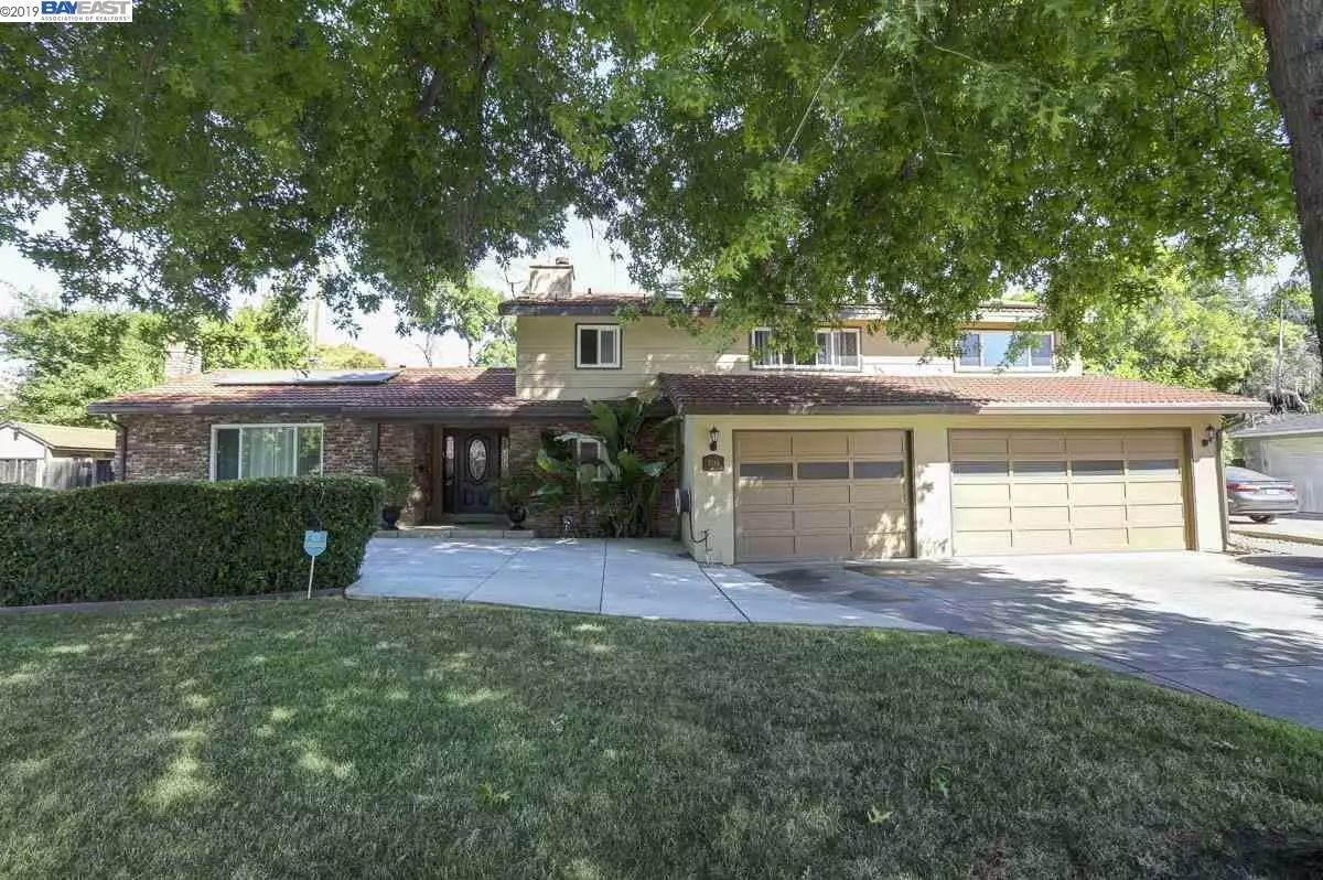 Walnut Creek, CA 94598,3114 Peachwillow Ln