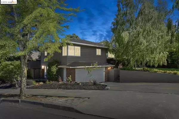 18500 Center St, Castro Valley, CA 94546