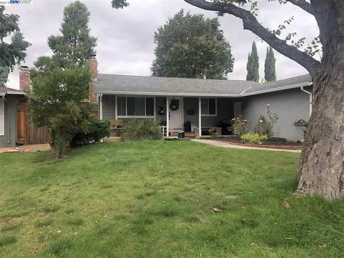 Livermore, CA 94550,1008 Redondo Way