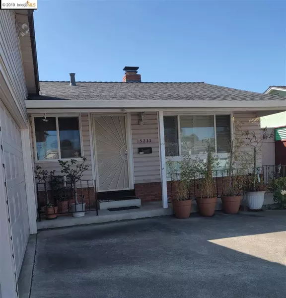 15233 Elvina Dr, San Leandro, CA 94579