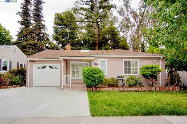 18744 Sandy Rd, Castro Valley, CA 94546