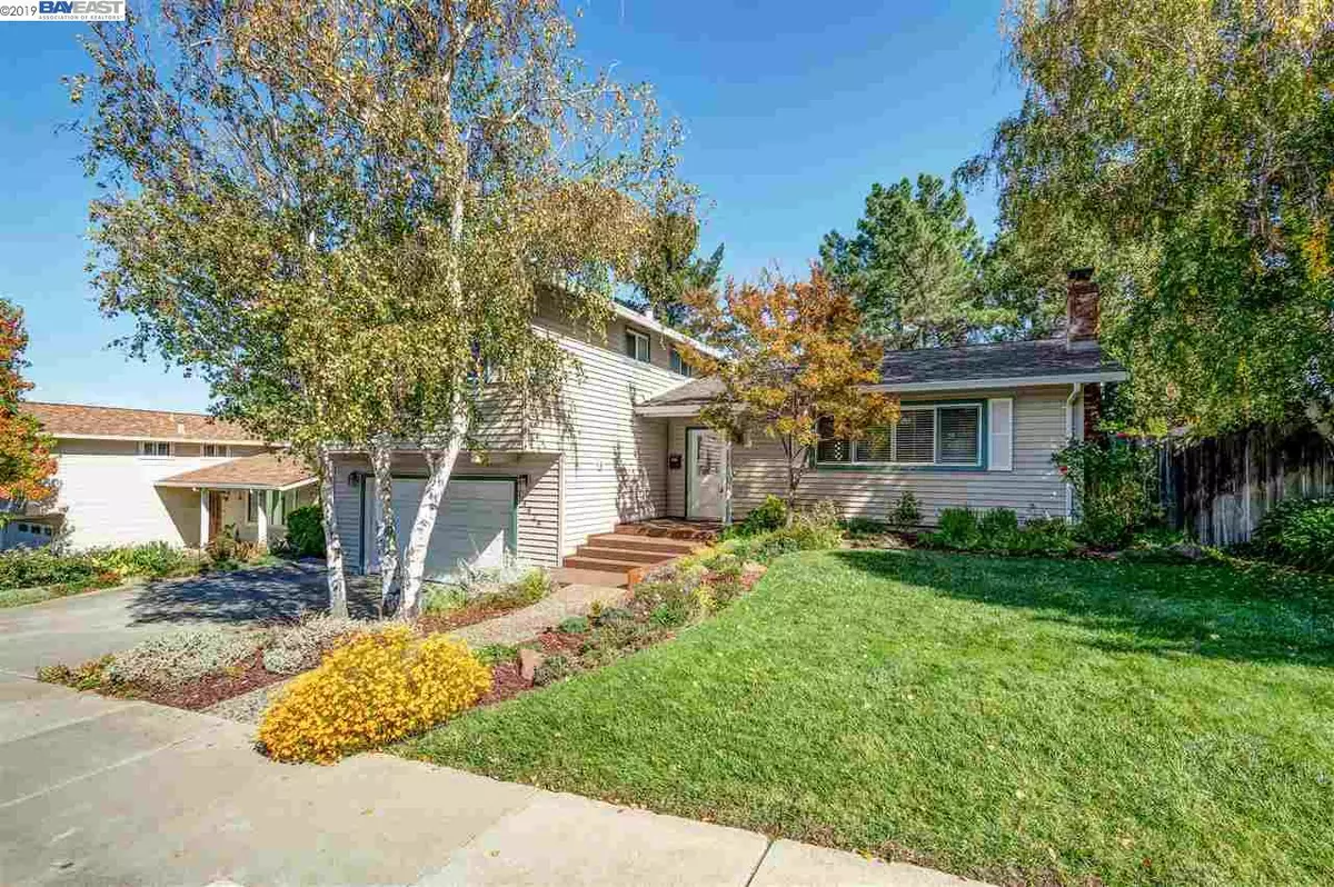 Pleasanton, CA 94588,4529 Lakewood St