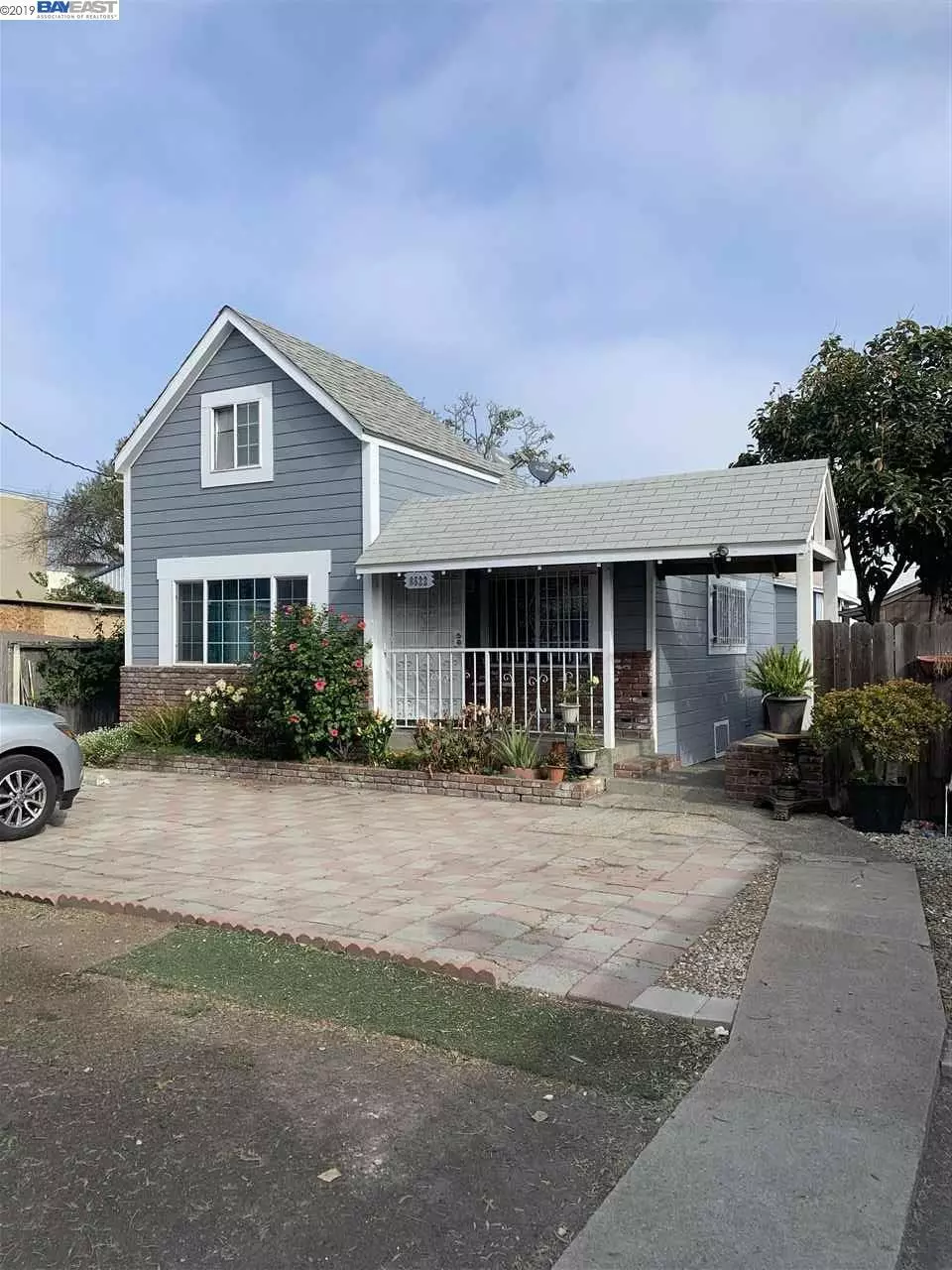 Oakland, CA 94621,8522 G St