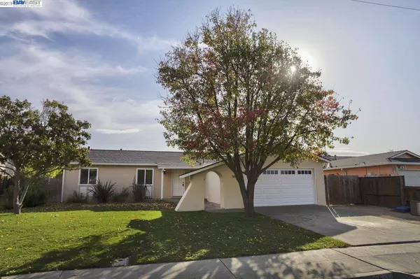 5658 Oakmont Cir, Livermore, CA 94551