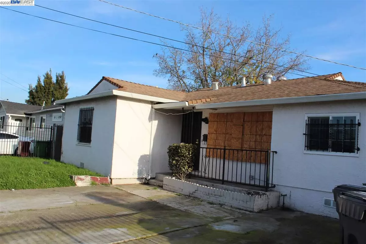 Oakland, CA 94603,10 Malta Ct