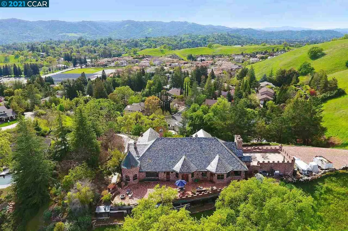 Alamo, CA 94507,176 Mountain Canyon Ln