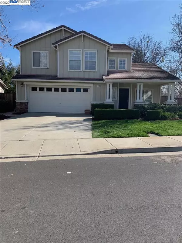 817 Saddleback Cir, Livermore, CA 94551