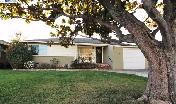 17195 Via Flores, San Lorenzo, CA 94580