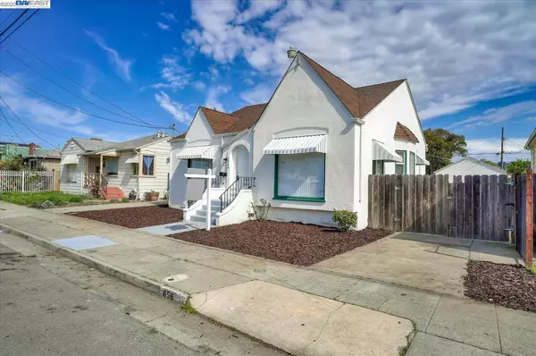 656 30th St, Richmond, CA 94804