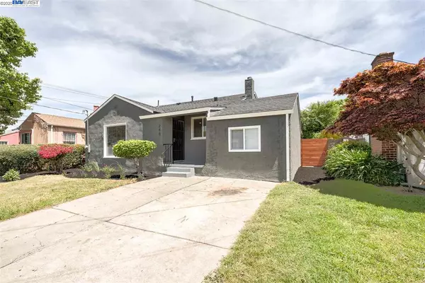 248 Bergedo Dr, Oakland, CA 94603