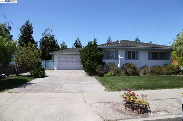 14271 Acapulco Rd, San Leandro, CA 94577