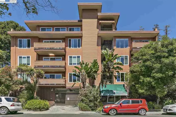 94 Bayo Vista Ave #203, Oakland, CA 94611