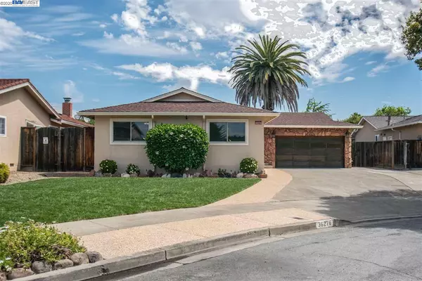 Newark, CA 94560,36276 Birkshire Pl