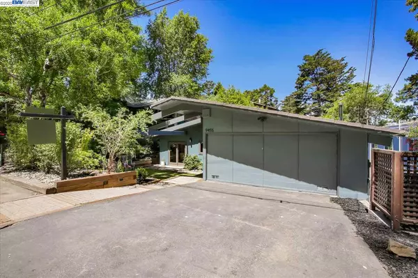 9455 Skyline Blvd, Oakland, CA 94611