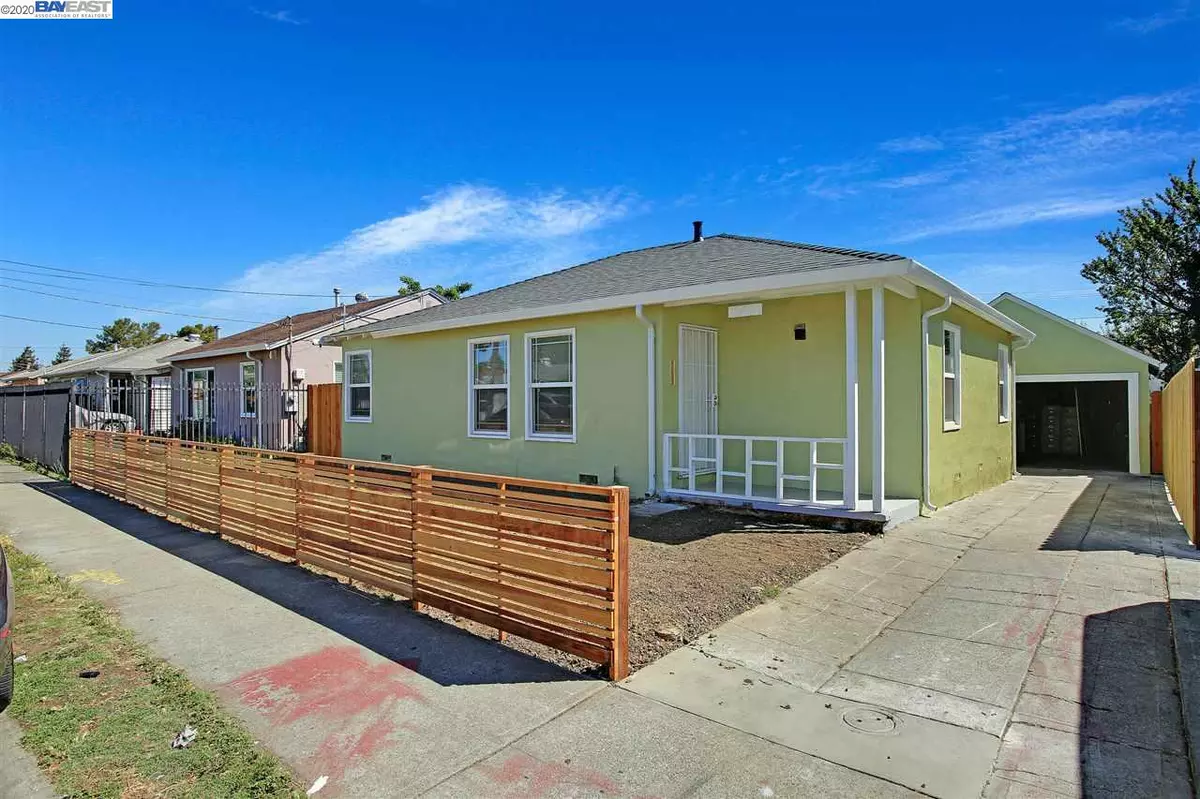 Oakland, CA 94603,6712 EASTLAWN