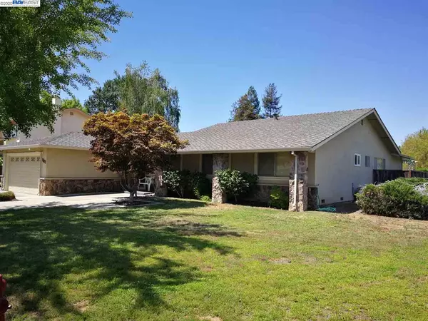 2117 Mars Rd, Livermore, CA 94550