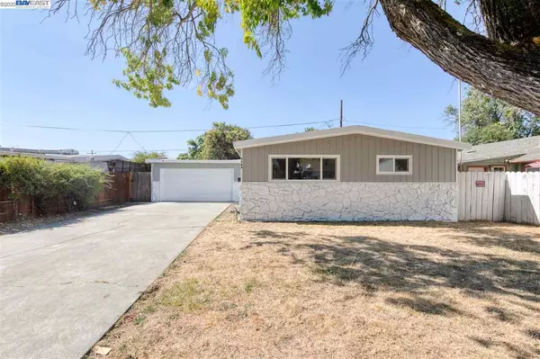 1743 York St, Fairfield, CA 94533