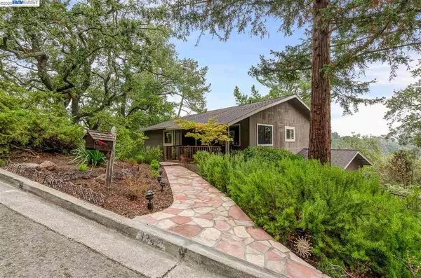 Lafayette, CA 94549,3342 Woodview Ct