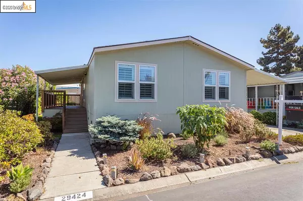 Hayward, CA 94544,29424 Providence Way #105