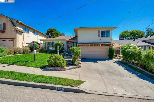 3487 Arcadian Dr, Castro Valley, CA 94546