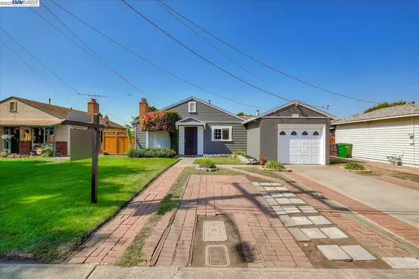 17357 Via Alamitos, San Lorenzo, CA 94580