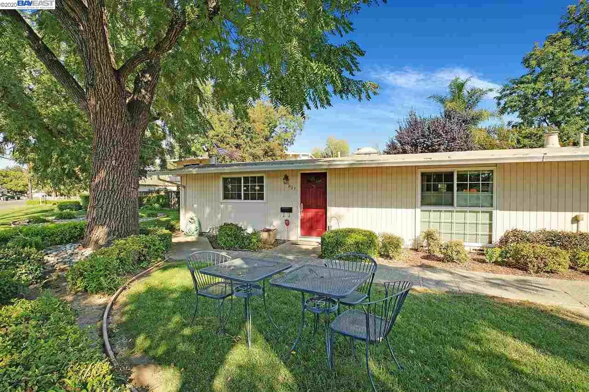 Pleasanton, CA 94566,827 Division Street